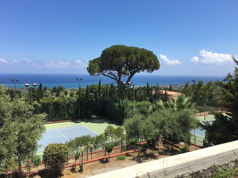 Ah Premium Borgo Torre Artale Hotel 4*